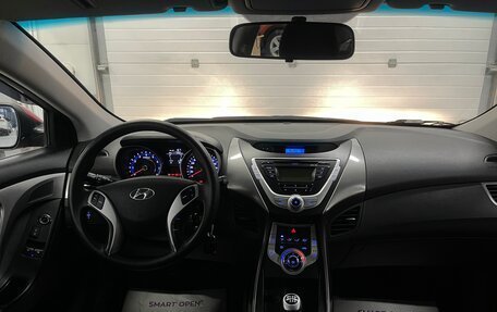 Hyundai Elantra V, 2011 год, 999 000 рублей, 10 фотография