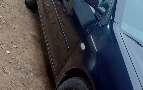 Volkswagen Polo IV рестайлинг, 2002 год, 267 000 рублей, 3 фотография