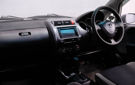 Honda Fit III, 2002 год, 469 000 рублей, 16 фотография