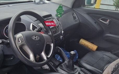 Hyundai ix35 I рестайлинг, 2013 год, 1 300 000 рублей, 8 фотография