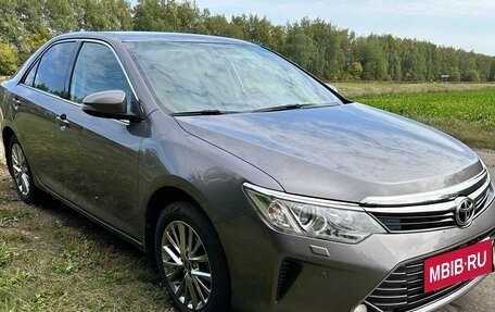 Toyota Camry, 2016 год, 2 500 000 рублей, 2 фотография
