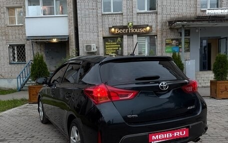 Toyota Auris II, 2013 год, 975 000 рублей, 9 фотография