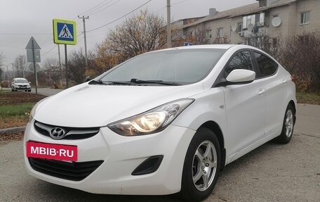 Hyundai Elantra V, 2013 год, 1 000 000 рублей, 9 фотография
