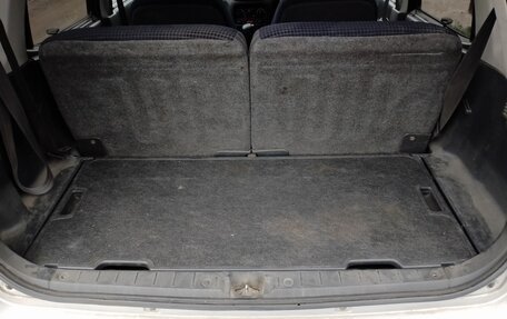 Suzuki Swift II, 2002 год, 300 000 рублей, 12 фотография