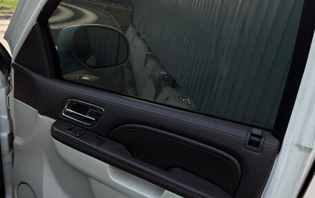 Cadillac Escalade III, 2010 год, 1 495 000 рублей, 18 фотография