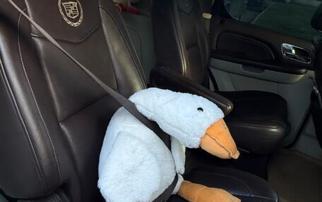 Cadillac Escalade III, 2010 год, 1 495 000 рублей, 22 фотография