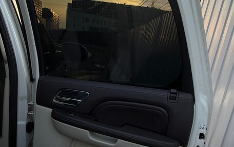 Cadillac Escalade III, 2010 год, 1 495 000 рублей, 21 фотография