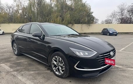 Hyundai Sonata VIII, 2021 год, 2 450 000 рублей, 3 фотография