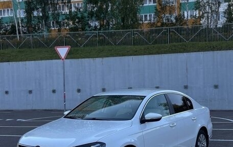 Volkswagen Passat B7, 2012 год, 1 050 000 рублей, 1 фотография