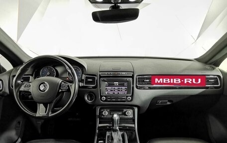 Volkswagen Touareg III, 2016 год, 2 695 000 рублей, 14 фотография