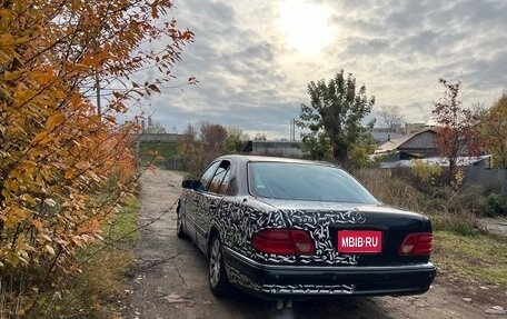 Mercedes-Benz E-Класс, 1999 год, 370 000 рублей, 4 фотография