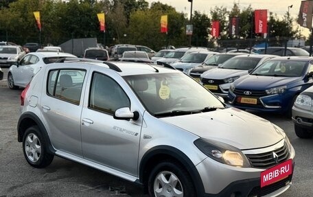 Renault Sandero I, 2013 год, 649 000 рублей, 3 фотография