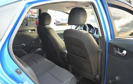 Hyundai Solaris II рестайлинг, 2017 год, 1 379 000 рублей, 15 фотография