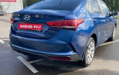 Hyundai Solaris II рестайлинг, 2021 год, 1 470 000 рублей, 5 фотография