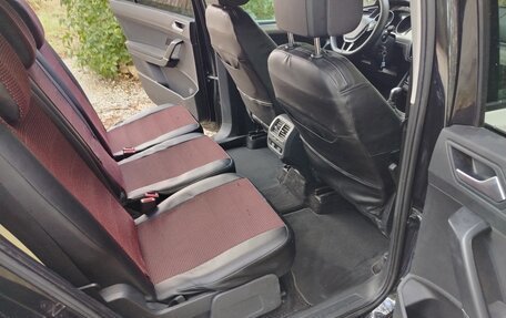 Volkswagen Touran III, 2019 год, 1 950 000 рублей, 7 фотография