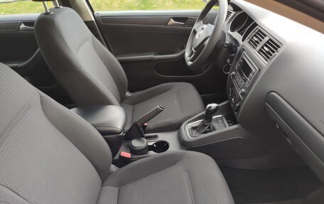 Volkswagen Jetta VI, 2015 год, 920 000 рублей, 8 фотография