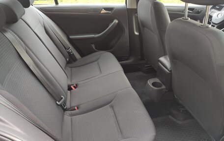 Volkswagen Jetta VI, 2015 год, 920 000 рублей, 7 фотография