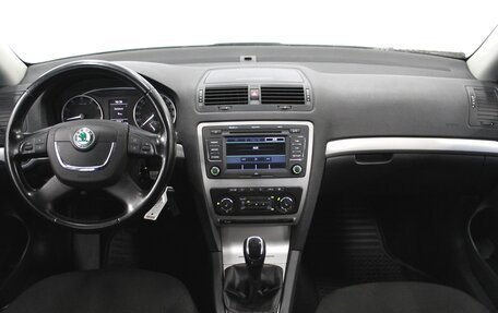 Skoda Octavia, 2011 год, 720 000 рублей, 9 фотография