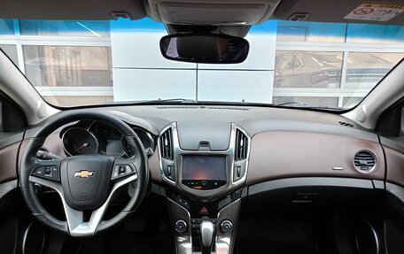Chevrolet Cruze II, 2014 год, 949 000 рублей, 7 фотография