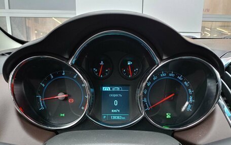 Chevrolet Cruze II, 2014 год, 949 000 рублей, 9 фотография