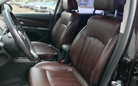 Chevrolet Cruze II, 2014 год, 949 000 рублей, 13 фотография