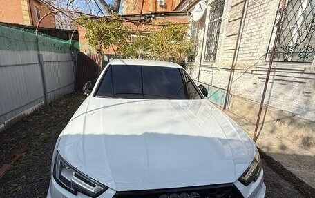 Audi A4, 2016 год, 2 000 000 рублей, 1 фотография