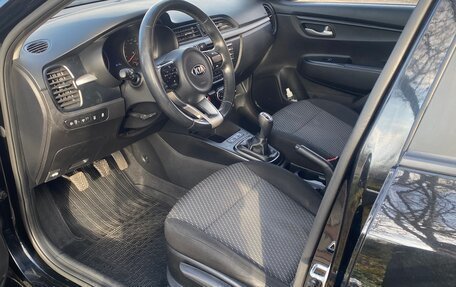 KIA Rio IV, 2017 год, 1 250 000 рублей, 5 фотография