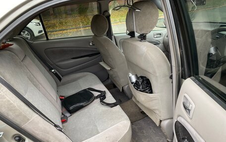 Toyota Prius IV XW50, 2000 год, 170 000 рублей, 8 фотография