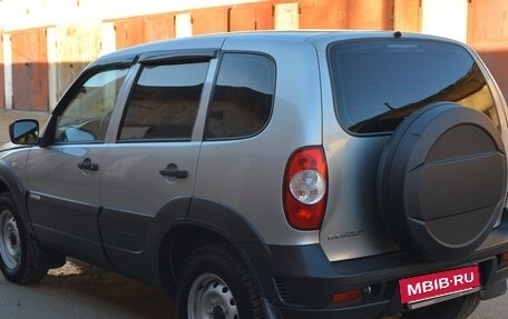 Chevrolet Niva I рестайлинг, 2017 год, 650 000 рублей, 4 фотография