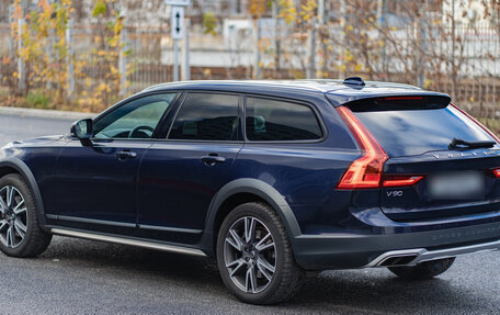 Volvo V90 Cross Country I рестайлинг, 2019 год, 3 500 000 рублей, 2 фотография