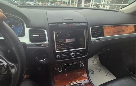 Volkswagen Touareg III, 2011 год, 1 700 000 рублей, 5 фотография