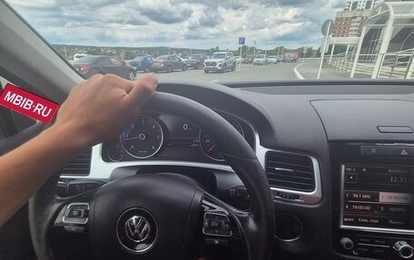 Volkswagen Touareg III, 2011 год, 1 700 000 рублей, 6 фотография