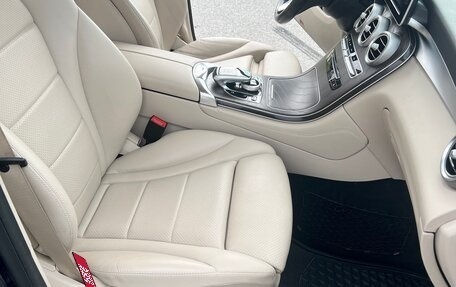 Mercedes-Benz GLC, 2018 год, 2 950 000 рублей, 23 фотография