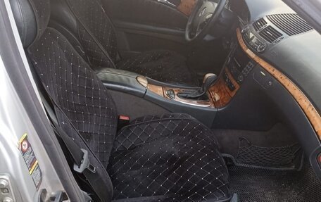 Mercedes-Benz E-Класс, 2003 год, 850 000 рублей, 11 фотография