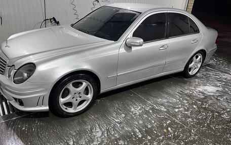 Mercedes-Benz E-Класс, 2003 год, 850 000 рублей, 4 фотография