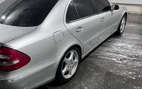 Mercedes-Benz E-Класс, 2003 год, 850 000 рублей, 7 фотография