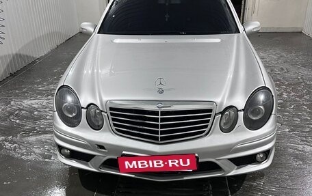 Mercedes-Benz E-Класс, 2003 год, 850 000 рублей, 2 фотография
