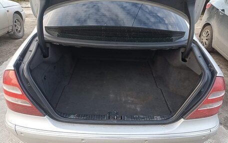 Mercedes-Benz E-Класс, 2003 год, 850 000 рублей, 17 фотография