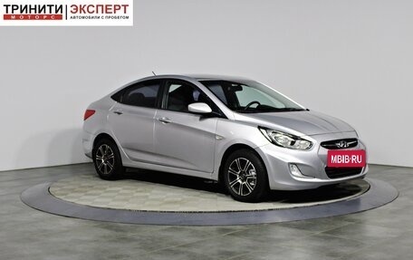 Hyundai Solaris II рестайлинг, 2011 год, 877 000 рублей, 3 фотография