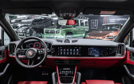 Porsche Cayenne III, 2025 год, 24 900 000 рублей, 2 фотография