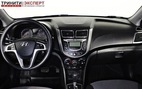 Hyundai Solaris II рестайлинг, 2011 год, 877 000 рублей, 10 фотография