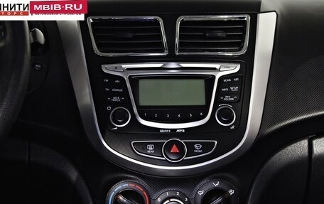 Hyundai Solaris II рестайлинг, 2011 год, 877 000 рублей, 14 фотография