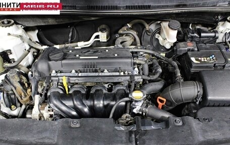 Hyundai Solaris II рестайлинг, 2011 год, 877 000 рублей, 17 фотография