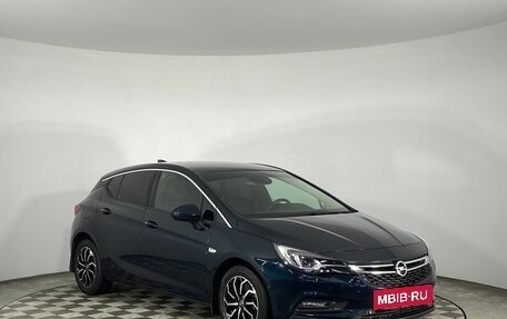 Opel Astra K, 2018 год, 1 235 000 рублей, 2 фотография