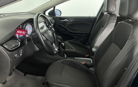 Opel Astra K, 2018 год, 1 235 000 рублей, 12 фотография