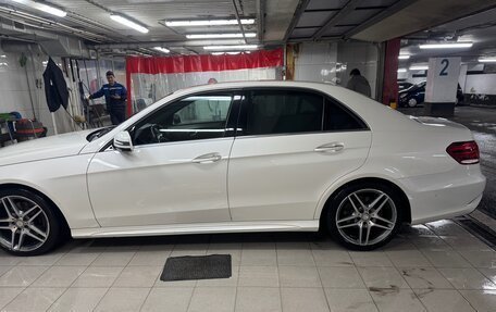 Mercedes-Benz E-Класс, 2014 год, 2 200 000 рублей, 3 фотография