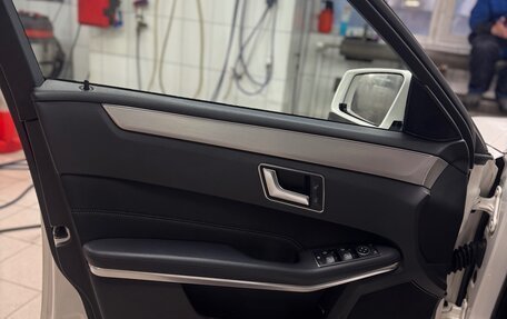 Mercedes-Benz E-Класс, 2014 год, 2 200 000 рублей, 10 фотография