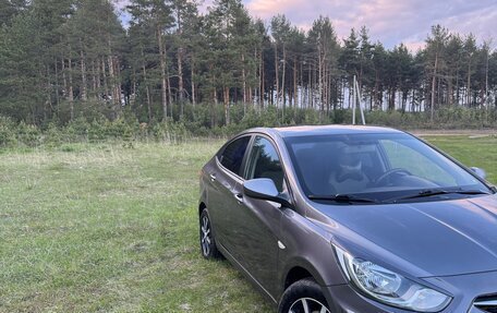 Hyundai Solaris II рестайлинг, 2012 год, 650 000 рублей, 4 фотография