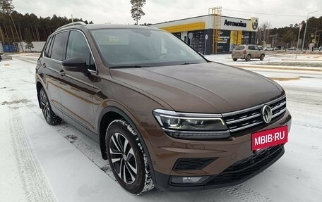 Volkswagen Tiguan II, 2019 год, 2 580 000 рублей, 2 фотография