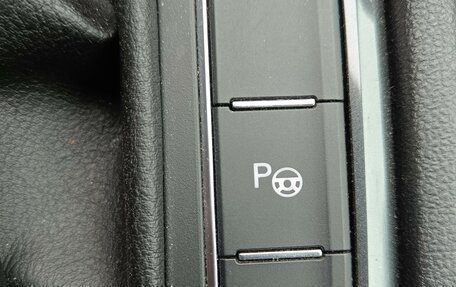 Volkswagen Tiguan II, 2019 год, 2 580 000 рублей, 11 фотография